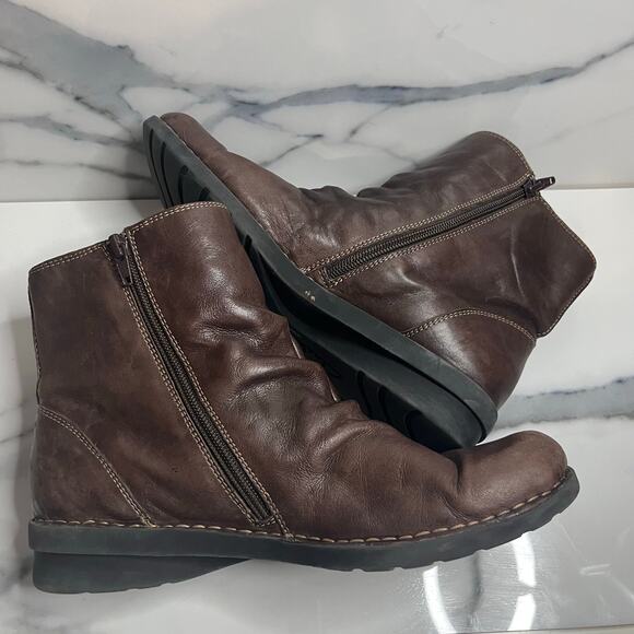 Clarks | Women's Brown Leather Zip Comfort Ankle Boots Sz 10 Style 83538 - Picture 5 of 7